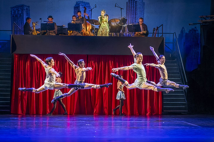 Der große Gatsby -Tanztheater von Enrique Gasa Valga vom 23.02.–03.03.24 im Deutschen Theater (©Foto: Birgit Gufler) 